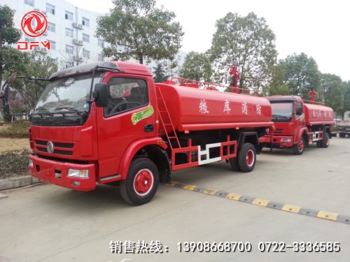 東風多利卡消防車